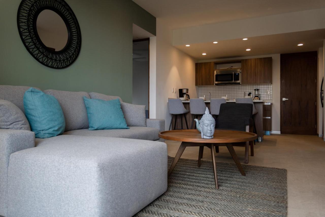 Fancy 3 Bedroom In Downtown Playa Rooftop Pool Gym * Playa del Carmen
