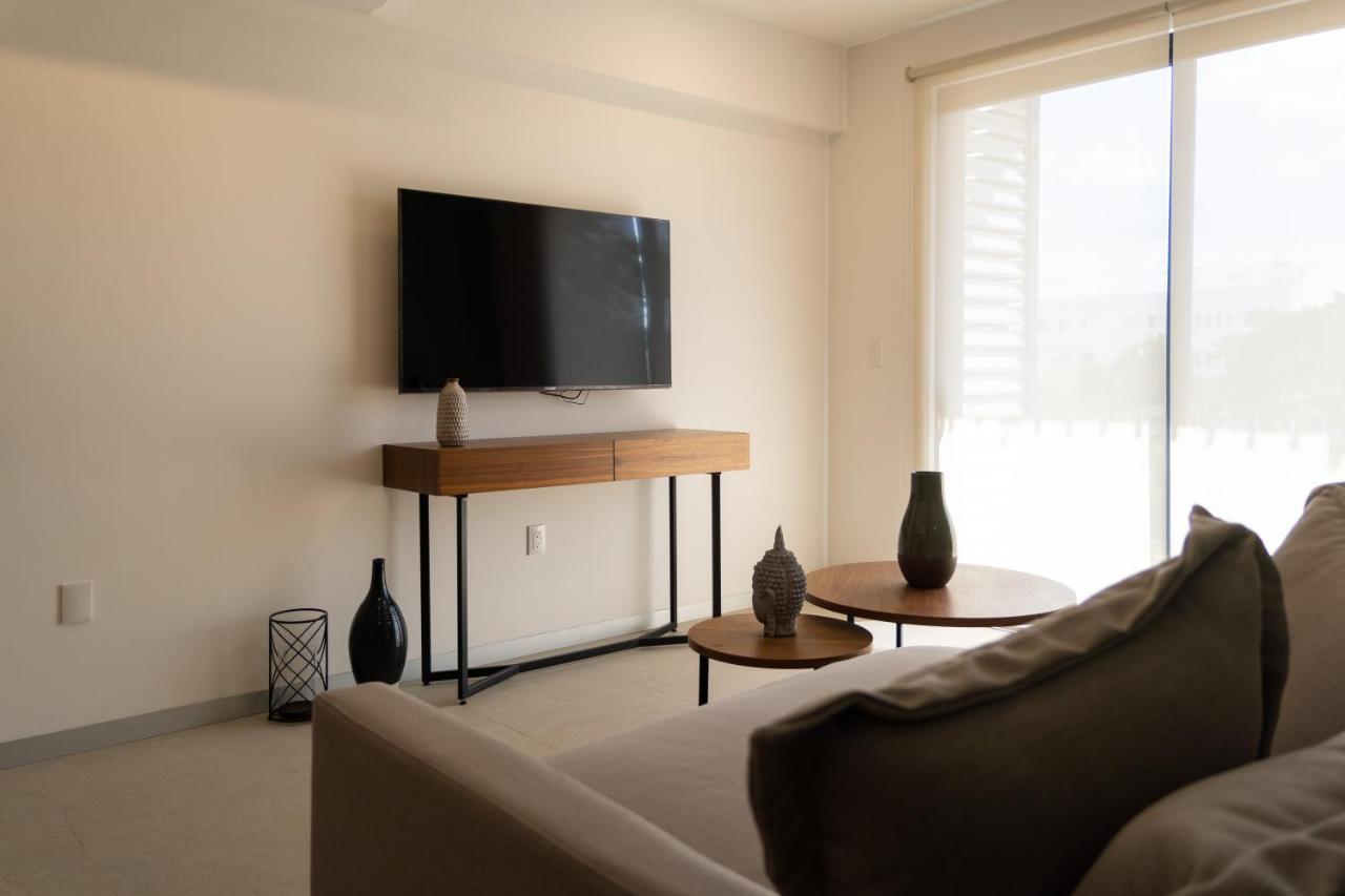 Fancy 3 Bedroom In Downtown Playa Rooftop Pool Gym