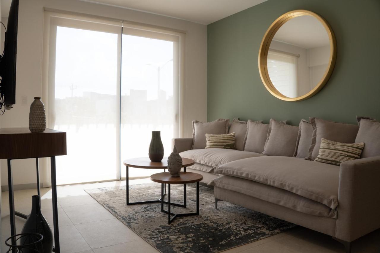 Fancy 3 Bedroom In Downtown Playa Rooftop Pool Gym Playa del Carmen